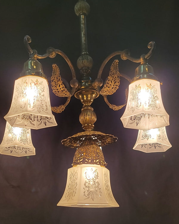 Ornate 6 Light Victorian Chandelier w/ Fluted Etched Shades 24" x 36" GS00997