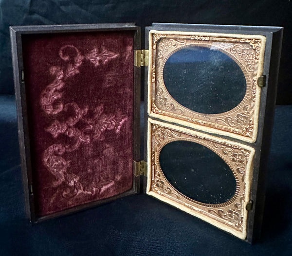 Antique Victorian Thermoplastic Ambrotype Photo Case w/ Velvet Interior GA20541