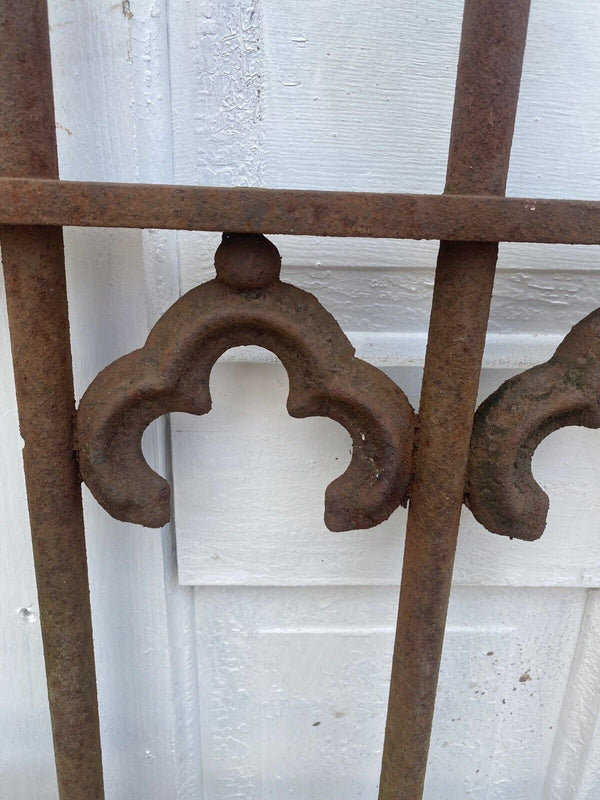 Antique Iron Gate GS00238 - 34" wide x 34 1/2" tall