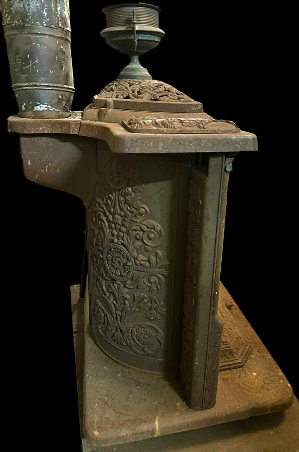 1890 Bridgeford & Co. No. 18 Orient Cast Iron Parlor Stove GA20381