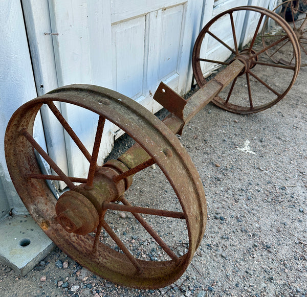 Antique Cast Iron Wagon Wheel & Axle Assembly GA20953