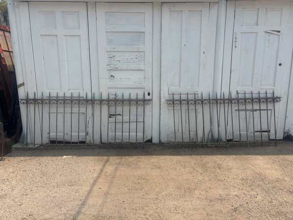 Wrought Iron Picket Fencing GA21208