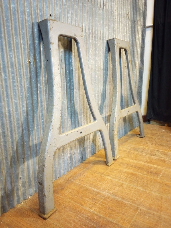Pair of Cast Iron Machine Legs 30" Tall x 22" Wide GA-S080