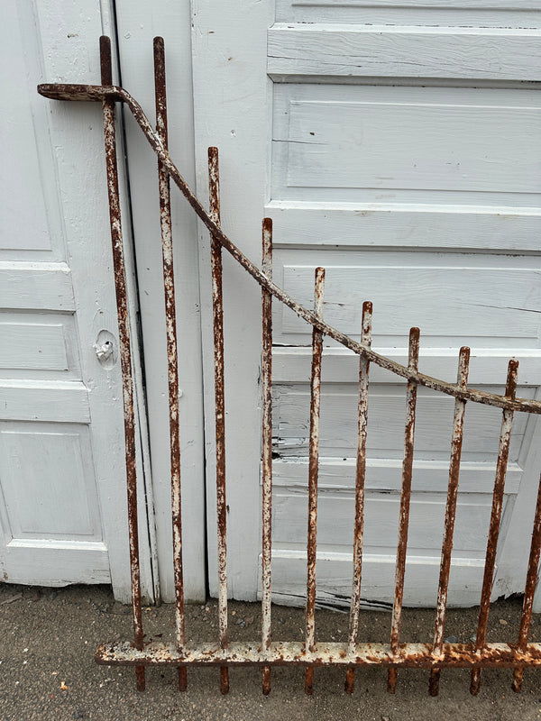 Set of Wrought Iron Fencing GA20297