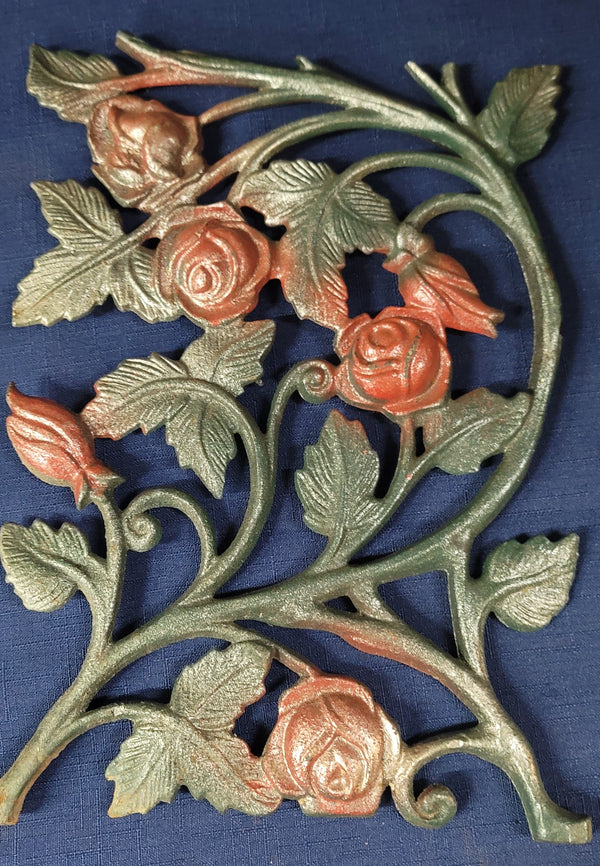 2 Ornate Cast Iron Rose & Leaf Pattern Decorative Panels Painted GS00916