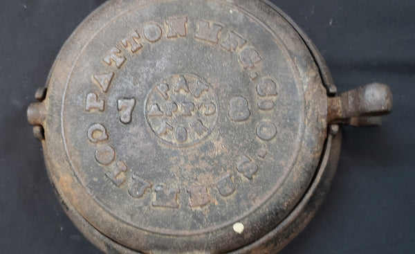 1800's A.G. Patton Model 7/8 Cast Iron Flip Flop Waffle Iron w/ Base GS01077