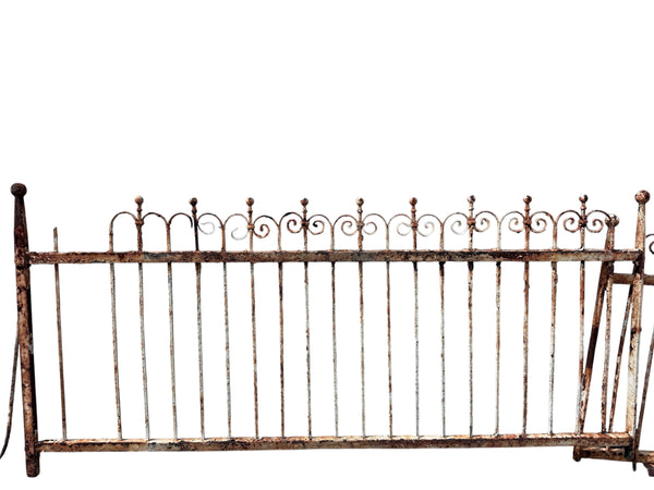 30 Ft of Antique Wrought Iron Fencing GA21033