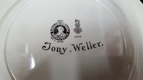 2 Royal Doulton Tony Weller Charles Dickens 10 1/2" Collector Plates GSDICKENS