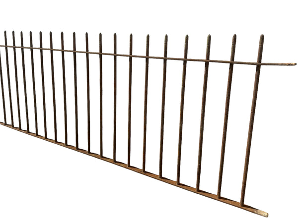 16 Ft of Antique Wrought Iron Picketed Fencing GA21003