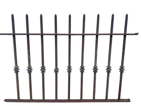 31' Ft of Antique Iron Picket Fencing w/ Lead Ornamental Knuckles GA21057