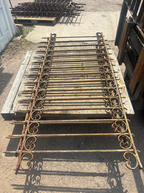 25 ft of Wrought Iron Fencing GA21209