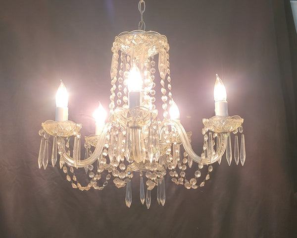 5 Light Crystal Chandelier 18" x 24" GS00594