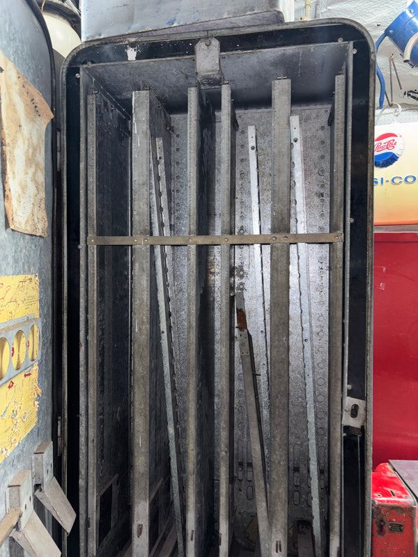 1950s Pepsi Machine GA21349