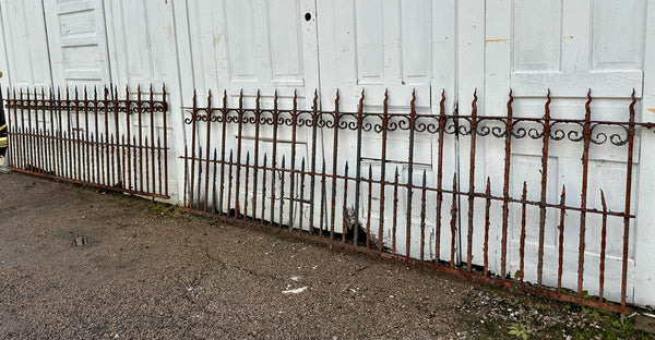 20 Ft of Antique Wrought Iron Garden Gate Fencing GA20490