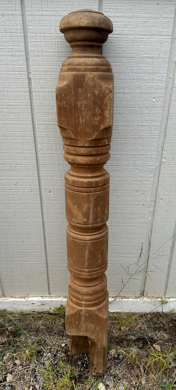 Turned Newel Post Pair GA20304