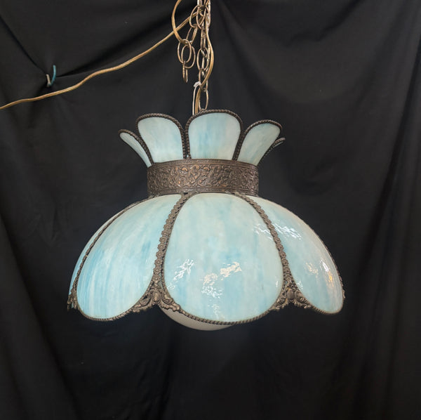 Stained Glass Light Fixture with Globe GA21326