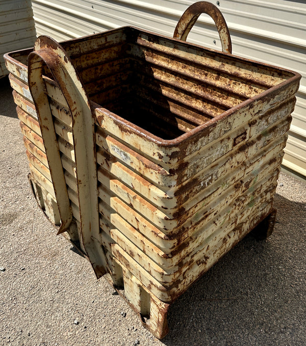 Heavy Duty Industrial Corrugated Steel Factory Bin GA20958