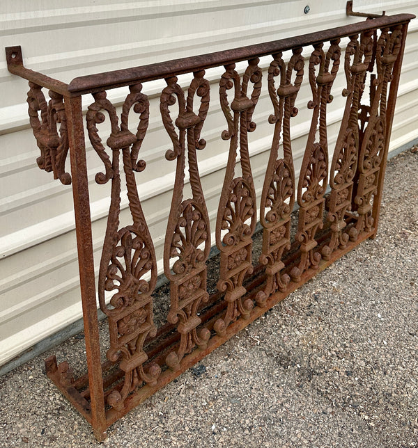 Antique Iron Three-Sided Balcony Railing GA20524