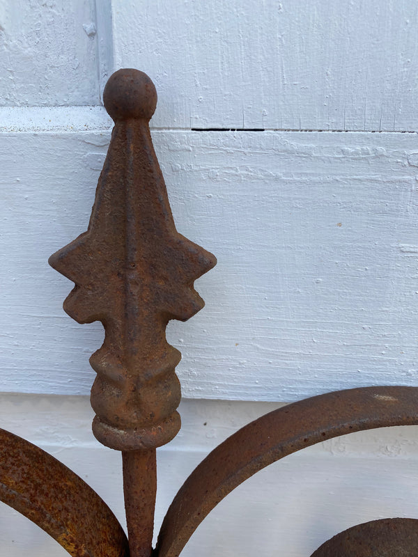 Antique Iron Gate GS20206 - 35 1/4" wide x 42 3/4" tall
