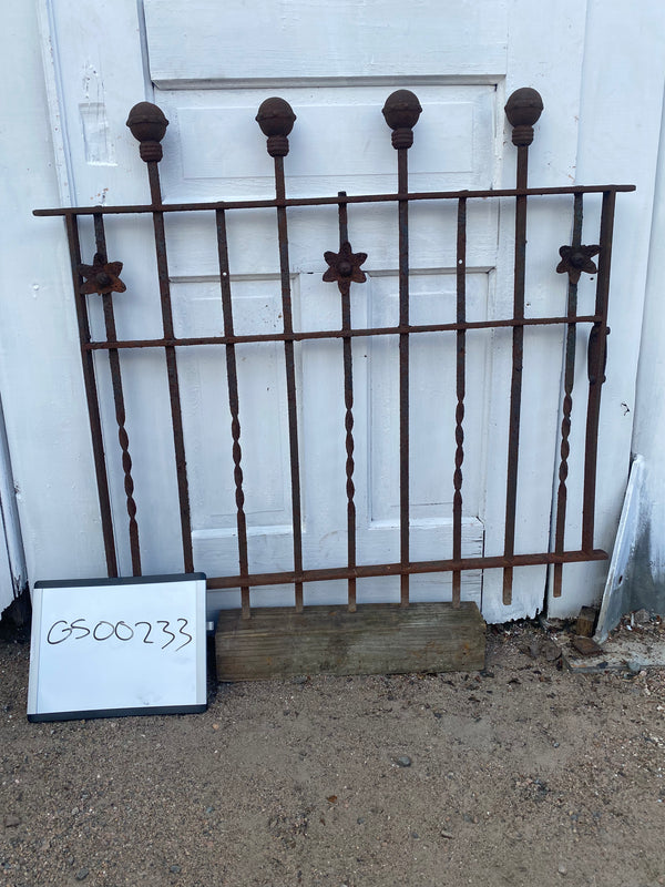 Antique Iron Gate GS20232 - 32 1/4" x 32 1/4" tall