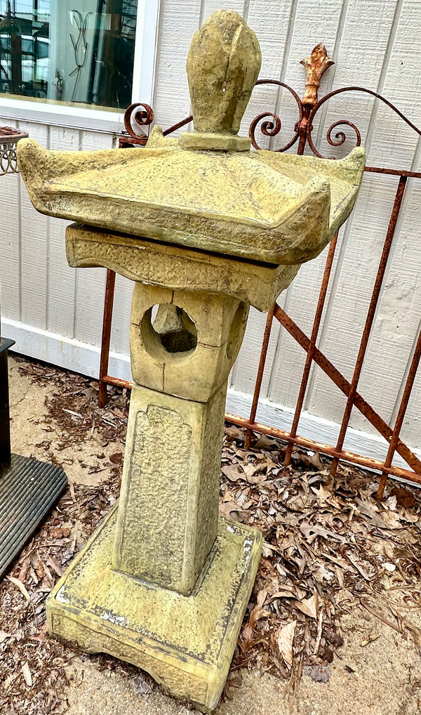 Outdoor Concrete Japanese Lantern GA20170
