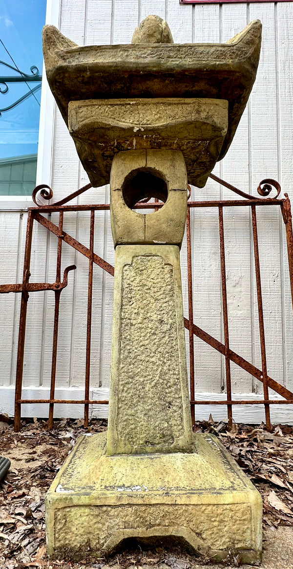 Outdoor Concrete Japanese Lantern GA20170