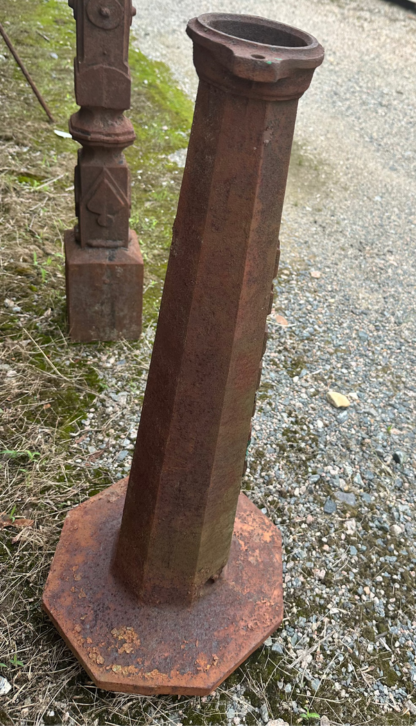 Murdock Cast Iron Water Fountain Base  GA20178