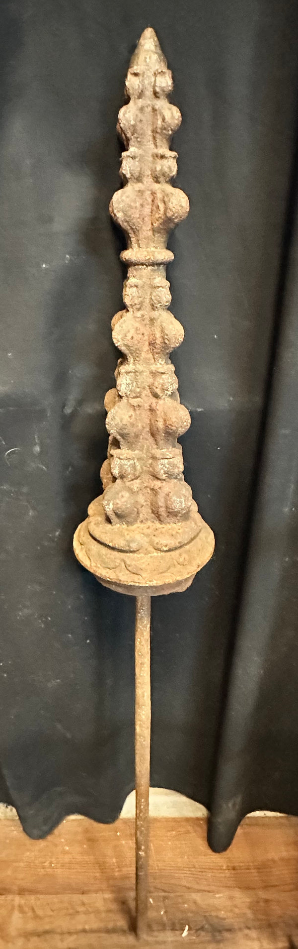 Late 1800s Cast Iron Gotham Style Finial Post GA20189