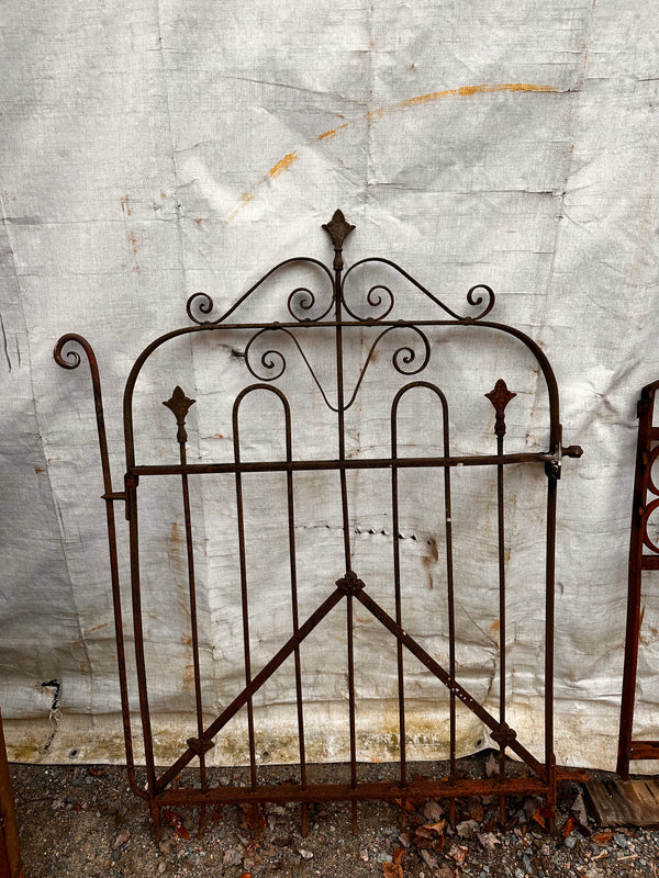 WROUGHT IRON MEDIUM FENCE GATE GA11011