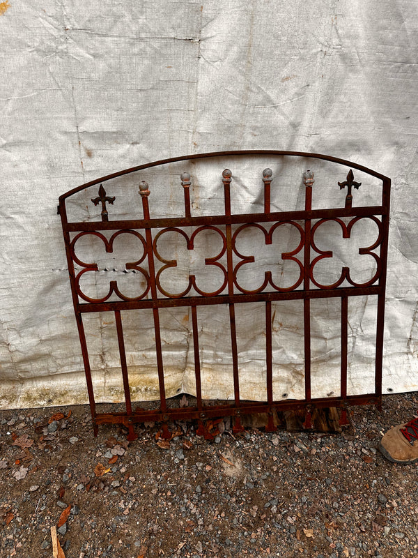 WROUGHT IRON SHORT CLOVER LEAF GARDEN GATE GA11014