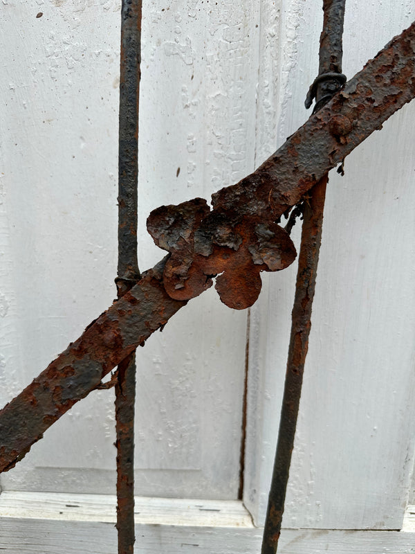 Antique Iron Hairpin Garden Gate GA20248