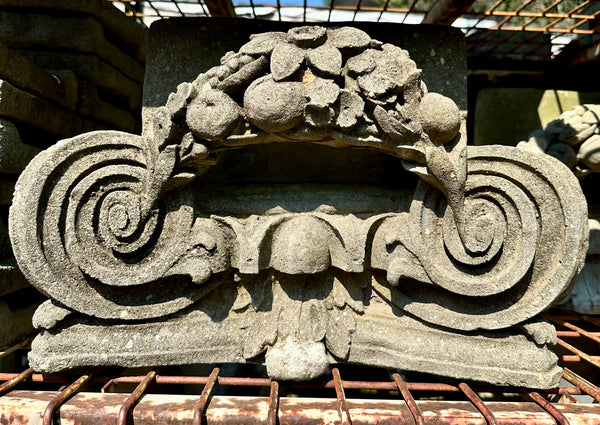 Concrete Ionic Garden Decorations GA20269