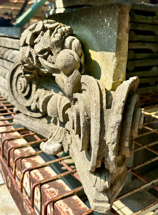 Concrete Ionic Garden Decorations GA20269