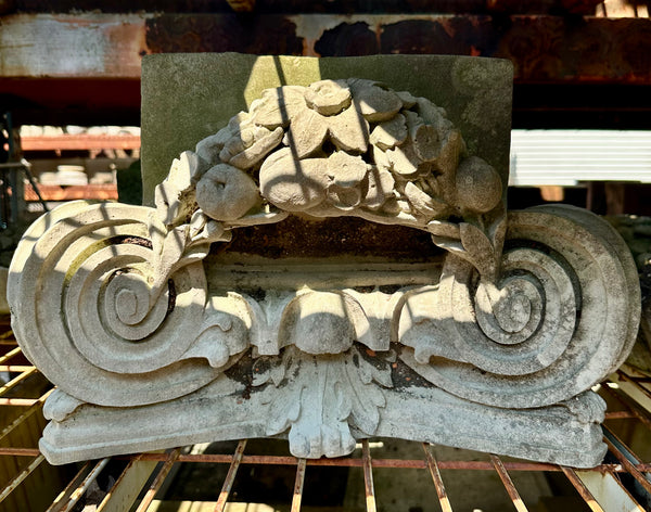 Concrete Ionic Garden Decorations GA20269