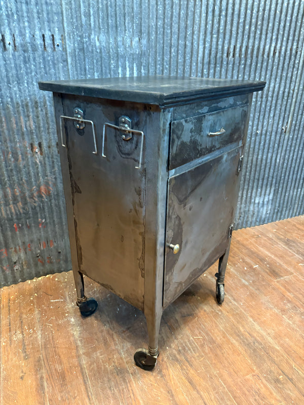 1930s Refurbished Side Table w/ Stained Ebony Wood Top GS6032
