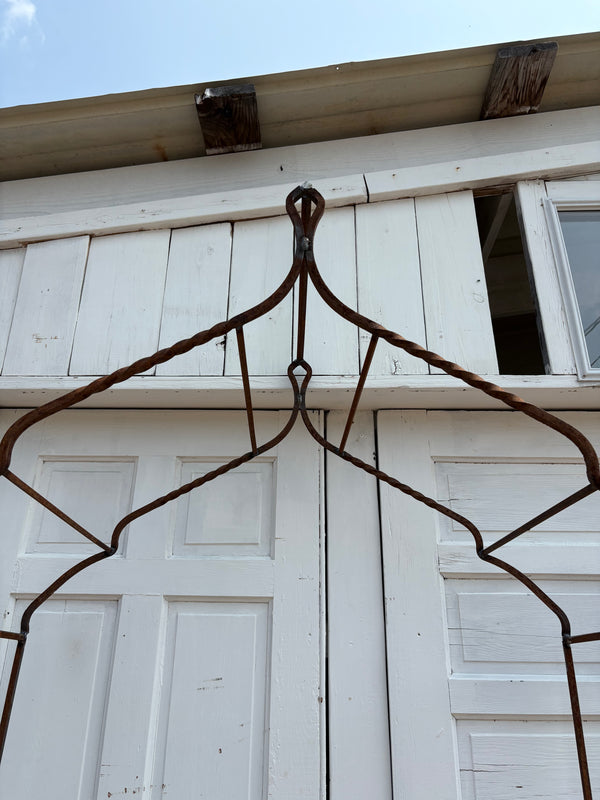 Iron Artisan Arbor w/ Stakes GS6037