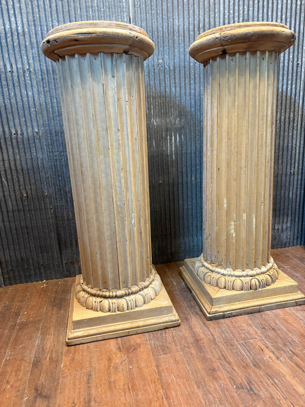 Pair of Wood Fluted Columns GS6039