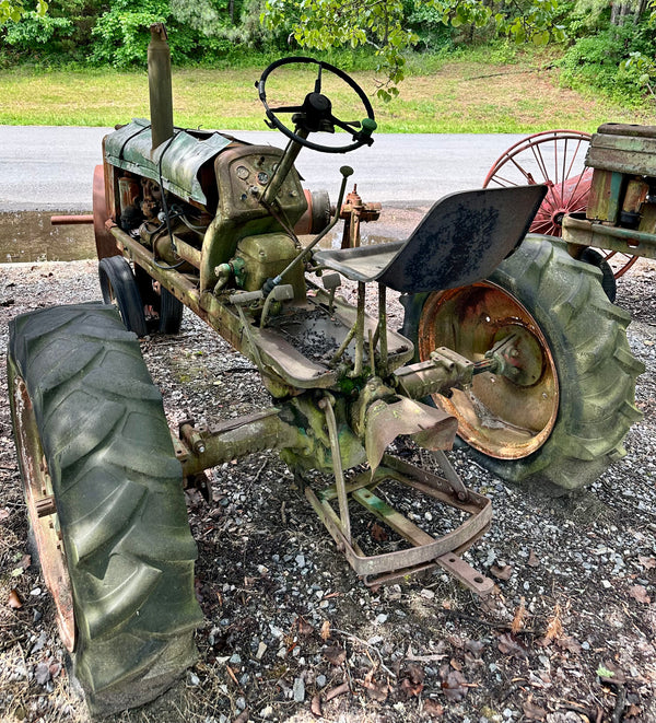 Antique Oliver Tractor - For Parts GA20130