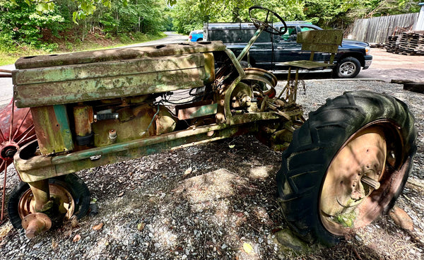 Antique John Deere Tractor - For Parts GA20131
