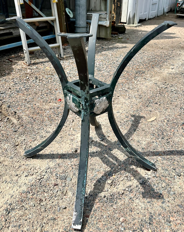 Outdoor Patio Cast Aluminum Table Bases w/ Coriander Table Tops GA20167