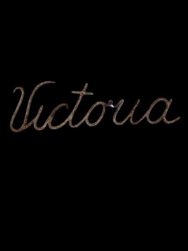 Iron "Victoria" sign *GAM0141