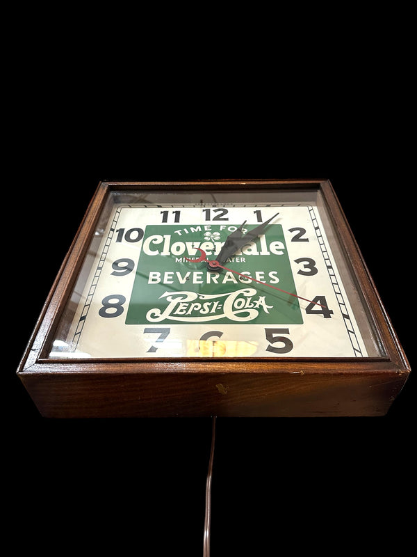 Cloverdale Pepsi-Cola Beverages Wall Clock GA20151