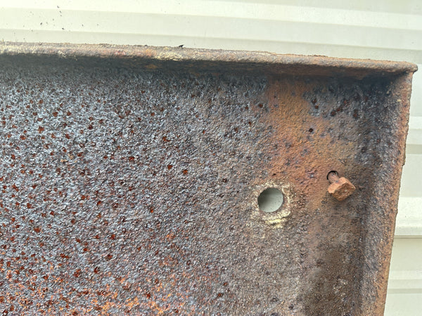 Cast Iron Upper Porch/Stairwell Tread w/ 2-Sided Overhang GA20577