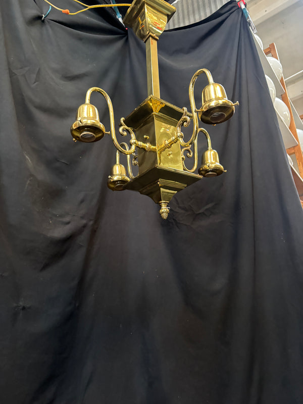 Brass 4-Light Chandelier GA21190