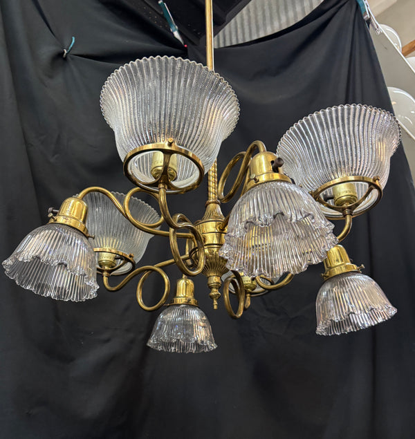 Victorian Brass 8-Light Chandelier GA21192