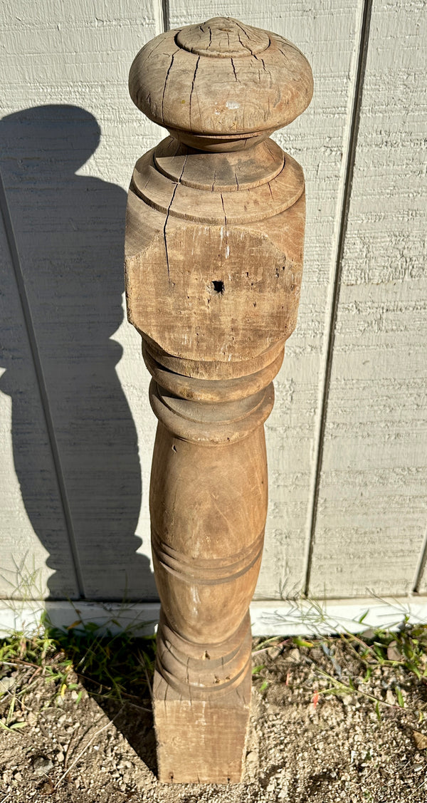 Pine Acorn Top Newel Post GA20451