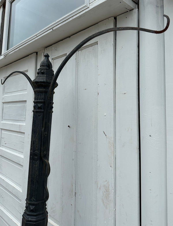 19th Century Cast Iron Plant Hanging Post GA20295
