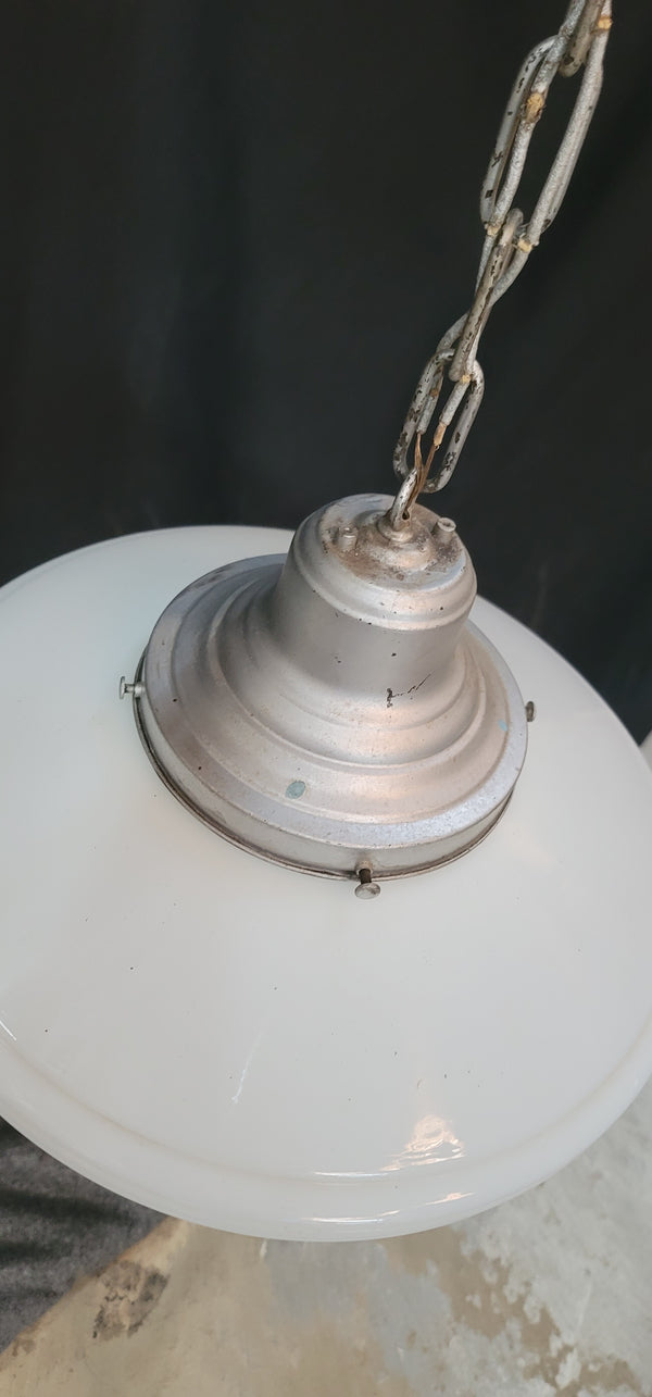Vintage Art Deco Pendant Light w/ White Bullseye Pointed Shade GS01028