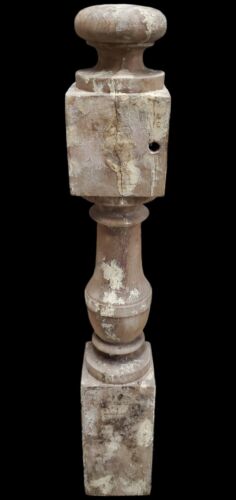Turned Newel Post GAM0269