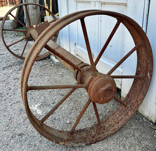 Antique Cast Iron Wagon Wheel & Axle Assembly GA20953